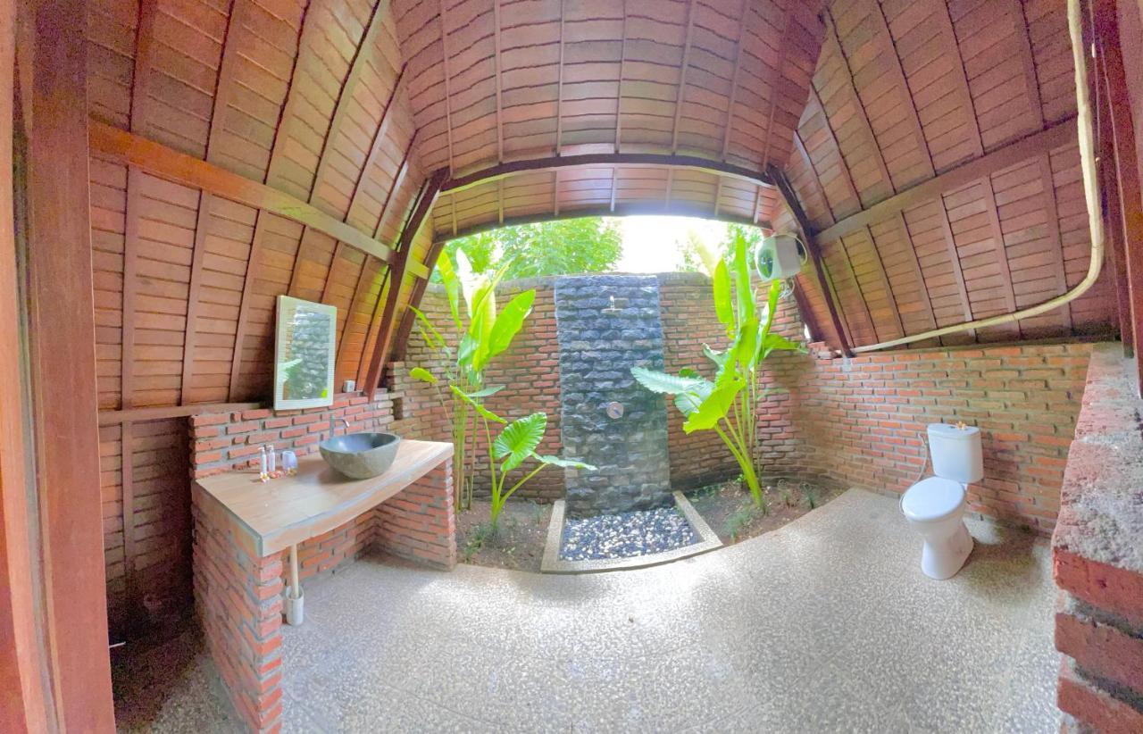 Orange Balangan Bungalow Jimbaran  Exterior photo