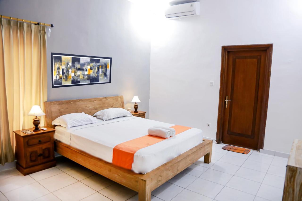 Orange Balangan Bungalow Jimbaran  Exterior photo
