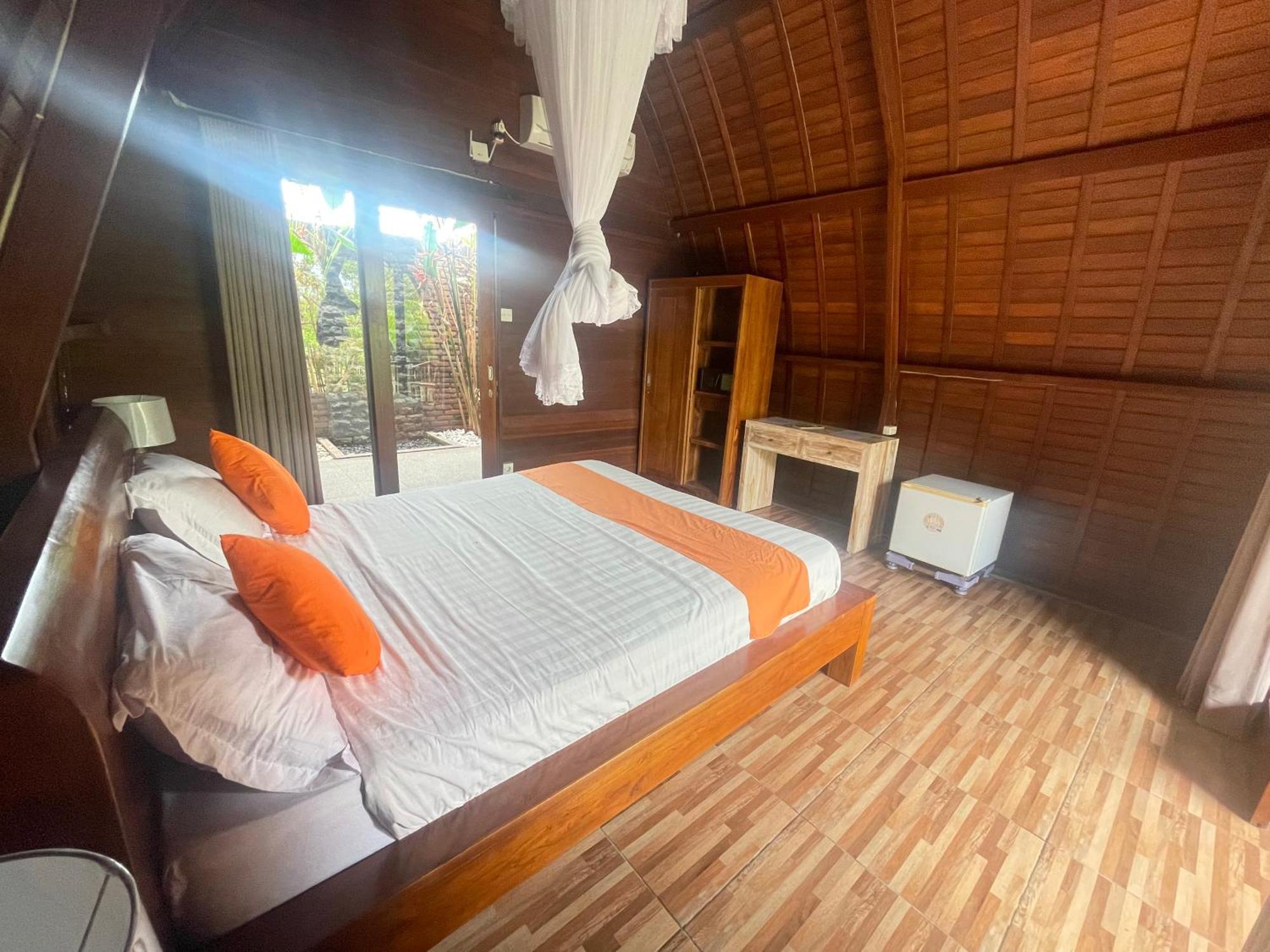 Orange Balangan Bungalow Jimbaran  Exterior photo